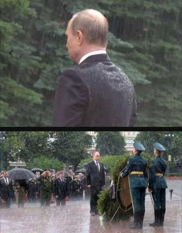 Putin asker cenazesinde şemsiye istemedi, bu sorulduğunda şöyle cevap verdi: