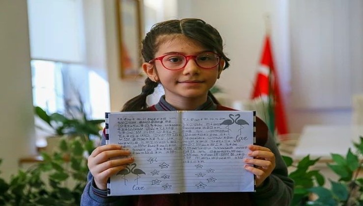 Gururumuzsun! Matematikte Dünya Birincisi Olan 10 Yaşındaki Elanur Akıncı Sosyal Medyanın Gündeminde