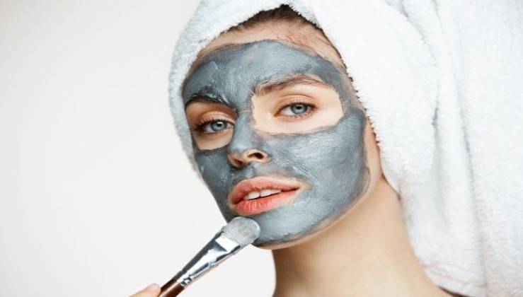 Cómo tratar el acné con una máscara de aspirina casera