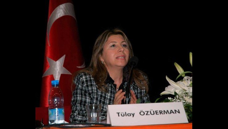 Prof. Dr. Tülay Özüerman: DURUŞ