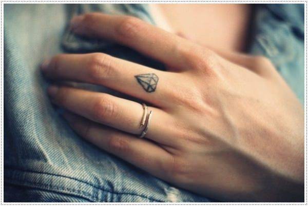 Evde Geçici Dövme Nasıl Yapılır?