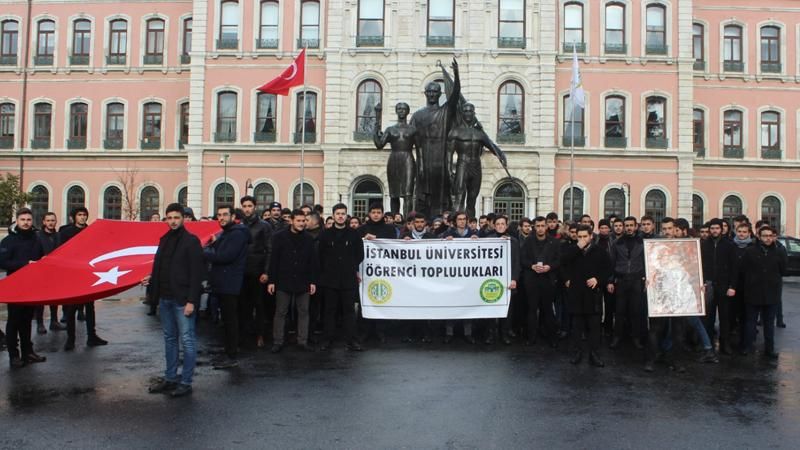 İstanbul Üniversitesi Öğrencileri: İndirimli yemek hakkımızı geri istiyoruz!