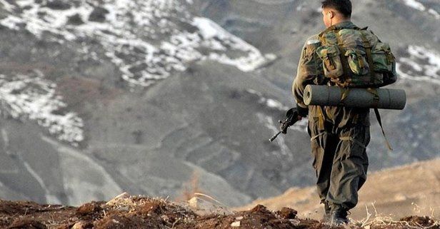 Son dakika: Hakkari'de PKK'lı teröristlere ait patlayıcı ve mühimmat ele geçirildi
