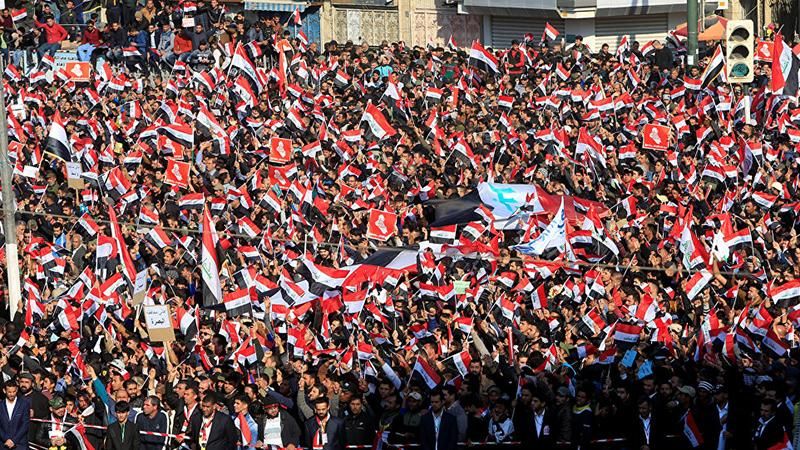 Irak'ta milyonlar sokakta