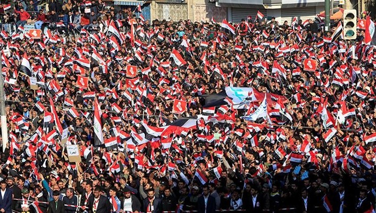 Irak'ta milyonlar sokakta