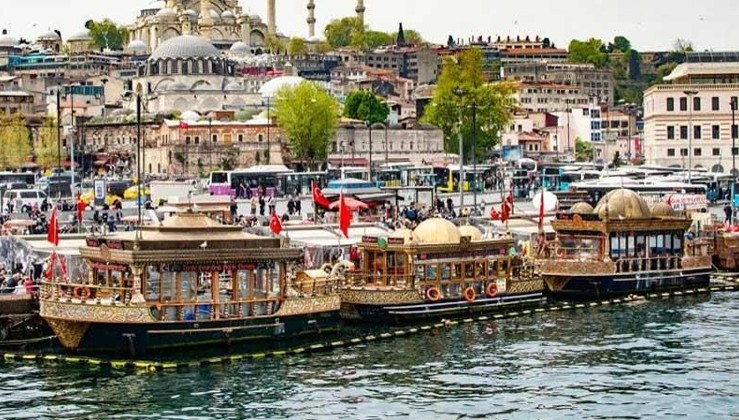 Mahkeme Eminönü'ndeki balık ekmek tekneleri için kararını verdi!