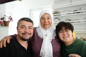 5 Çinli gece kapıyı çaldı: Çok misafir ağırladım, hiçbiri bunlar gibi değildi