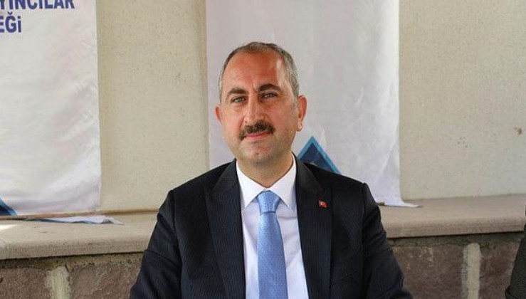 Adalet Bakanı Abdulhamit Gül: Hakim-savcı adaylık dönemini 2 yıla çıkardık