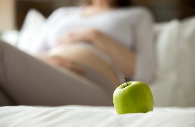 Hamilelikte Doğru Yatış Pozisyonu Nasıl Olmalıdır?