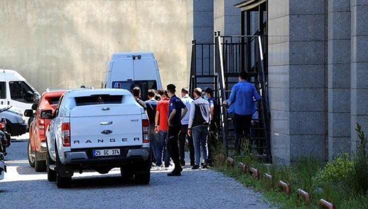 Erzurum'da yakalanan biri gri kategoride olan 2 terörist tutuklandı