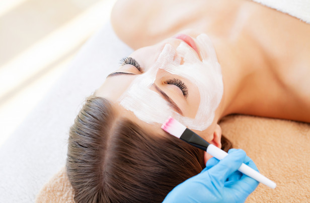 هل تعلم عن وجود قناع خميرة الكربونات و خميرة البيرة للوجه؟