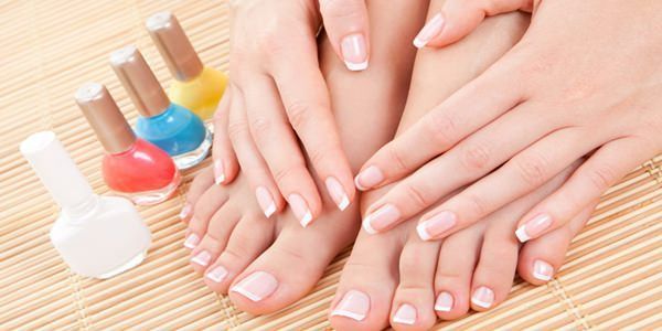 Evde Kolayca Tırnak Bakımı Yapmak