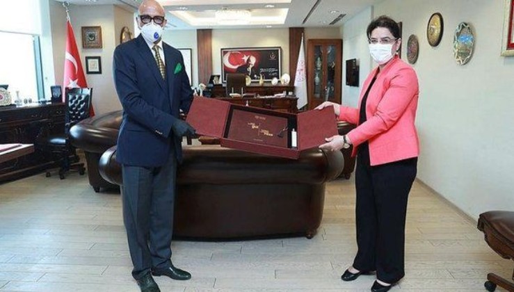 Türkiye ve Venezuela arasında imzalar atıldı: Sağlık alanında destek