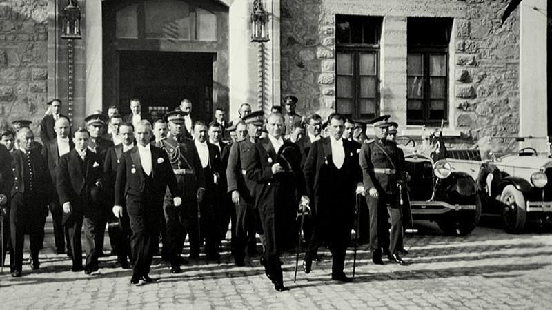 Atatürk'ün anlatımıyla Cumhuriyet'in ilânı