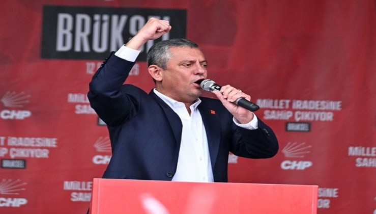 Özgür Özel, Brüksel'de Batı'ya övgüler dizdi