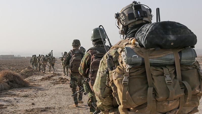'ABD askerleri Türkiye sınırından çekilmeye başladı'