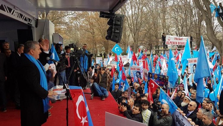FETÖ destekli gruplar ve BBP Ankara’da toplandı! Uygur yalanı yine piyasada!