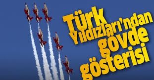 SOSYAL MESAFEYE UYMADILAR: Türk Yıldızları'ndan Afyonkarahisar'da gövde gösterisi! Büyük Taarruz için uçtular
