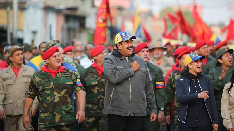 Maduro meydan okudu: Halkımız vatanını savunacak!