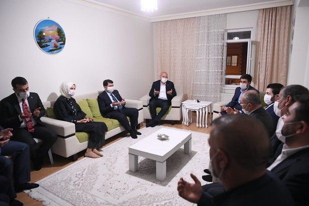 Son dakika: İçişleri Bakanı Süleyman Soylu, Barış Çakan'ın ailesini ziyaret etti