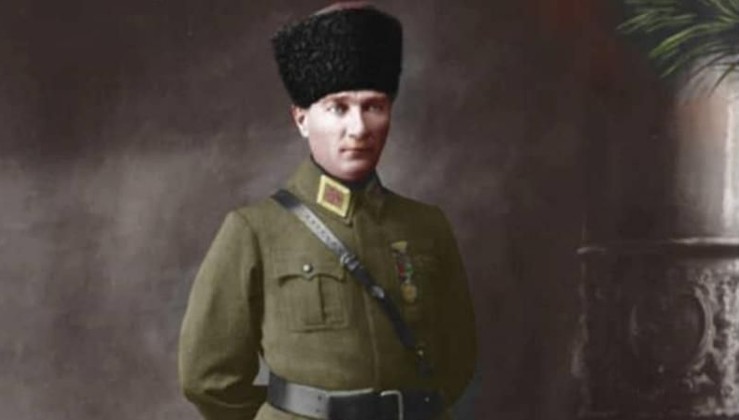 Atatürk'ü psikanalizle yorumlamak