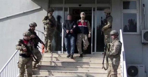 Son dakika: Diyarbakır'da PKK'lı teröristlere ilaç gönderen muhtar tutuklandı.