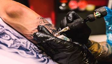 Evde Geçici Dövme Nasıl Yapılır?