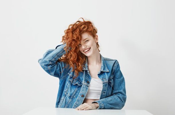 ¡Consejos para el cuidado del cabello para niñas con cabello rizado natural!