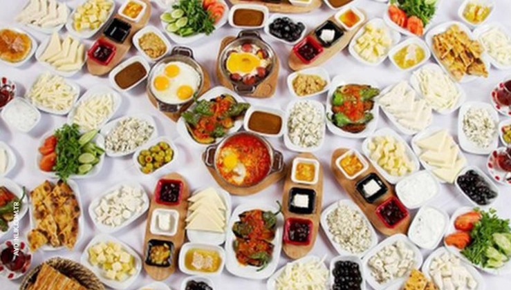 'Serpme kahvaltı' görsüzlüğü tonlarca gıdanın israfına yol açıyor
