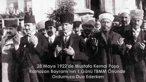 Büyük Atatürk’ün gösterdiği akıl ve bilim yolunda nice bayramlar.