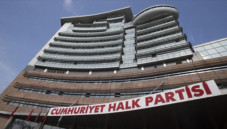 Demokrasi  varmış gibi gözüksün! CHP’de liderliğe ilk resmi aday adayı!