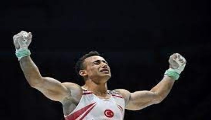 Adem Asil dünya şampiyonu. Artistik Cimnastik Dünya Şampiyonası