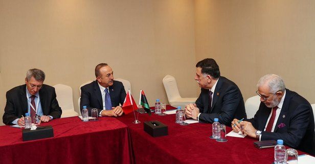 Bakan Mevlüt Çavuşoğlu, Libya Başkanlık Konseyi Başkanı ElSarraj ile görüştü.