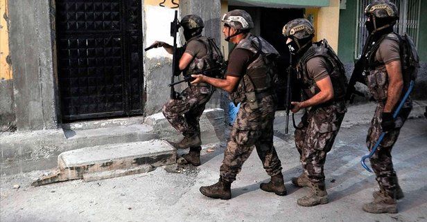 Son dakika: Aydın'da PKK'nın gençlik yapılanması operasyonunda 5 zanlı gözaltına alındı