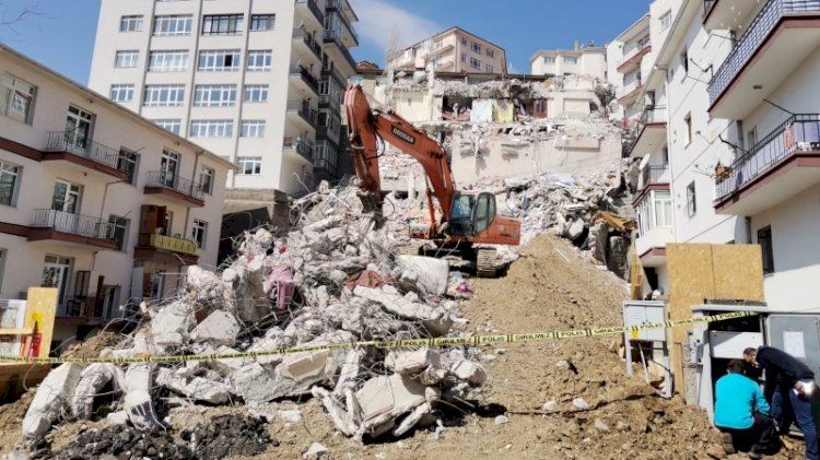 Çankaya Belediyesi, o inşaat için 'diğer binalara zarar vermez' demiş