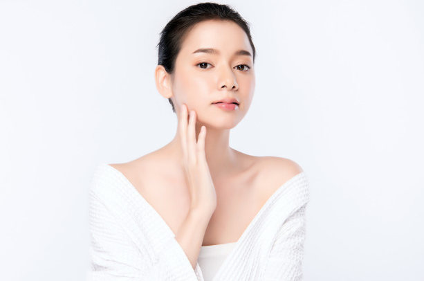 الوصفات التي تساعدك على البقاء أصغر سنا