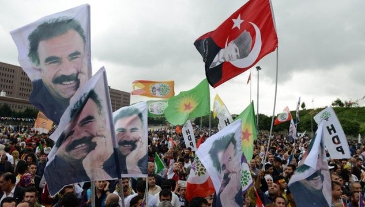 HDP'li belediyelerden tepki çeken Atatürk ve Türk bayrağı kararı!