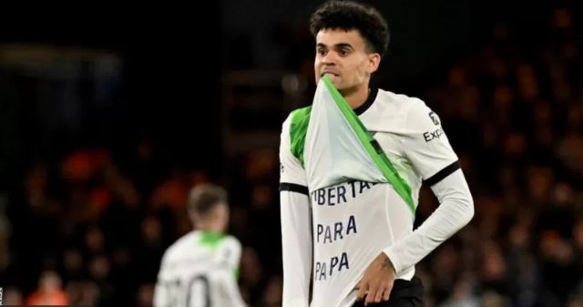 Kolombiyalı ELN örgütü, Liverpool'un kaçırdığı golcü Luiz Diaz'ın babasının serbest bırakılması için "güvenlik garantisi" çağrısında bulundu.