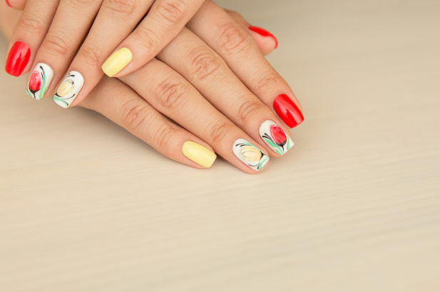 معرض تصميم الأظافر