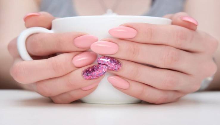 معرض تصميم الأظافر