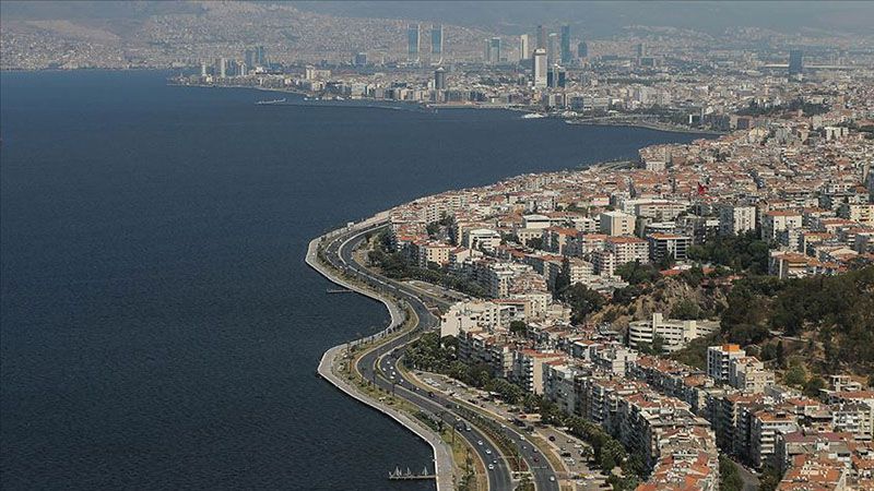 İzmir için korkutan deprem uyarısı: 70 bin bina yıkılır!