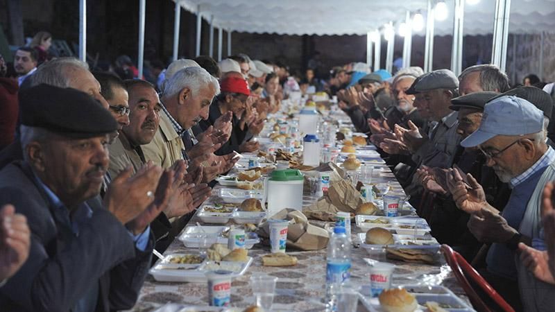 Prof. Dr. Sarp Üner Ramazan ayına dikkat çekti: Özel tedbirler alınmalı