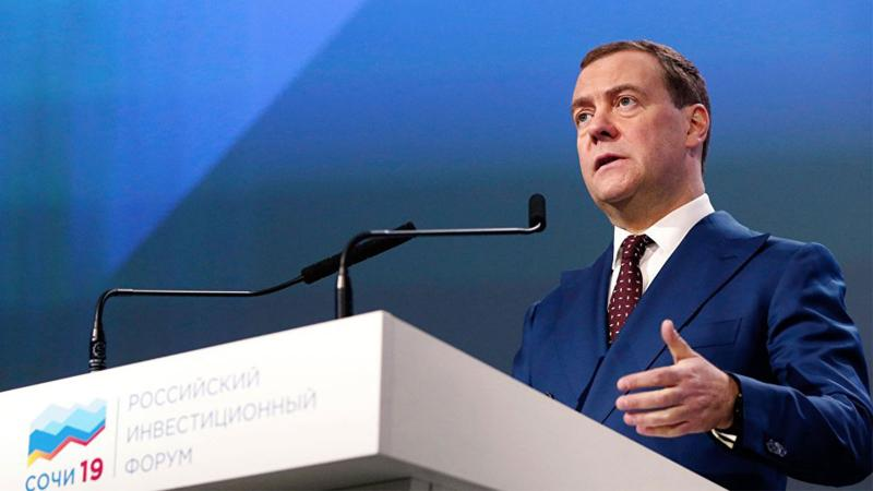 Medvedev: ABD'nin yeni yaptırım girişimleri şizofrence