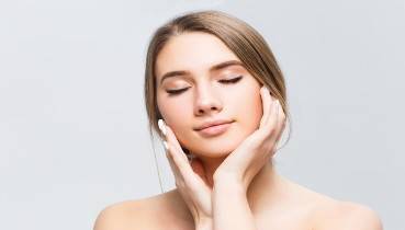 Get Glowing Skin With These Six Natural Oils