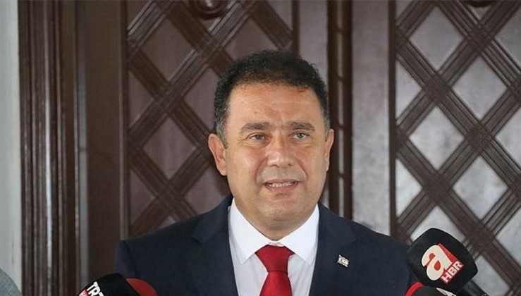 KKTC Başbakanı Saner: Federasyon tezi  Kıbrıs Türk halkı için zaman kaybı