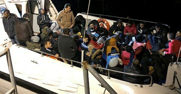 İzmir'de 43 düzensiz göçmen yakalandı.