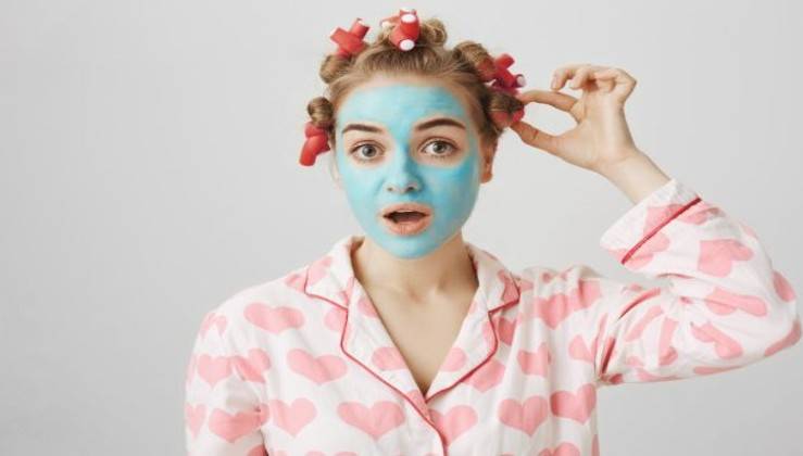 ¿Sabías esto sobre el carbonato y la máscara de levadura de cerveza para la cara?