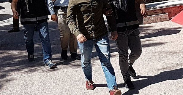 Bursa merkezli FETÖ operasyonunda 13 kişi yakalandı