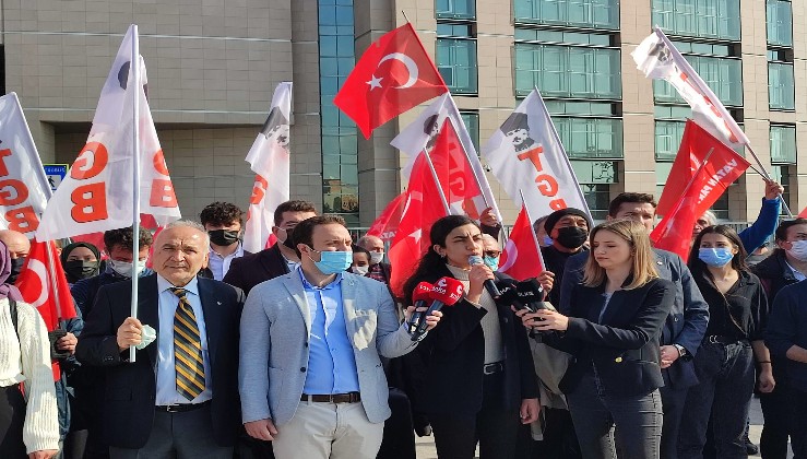 Türk Gençliği ABD Emperyalizmine Meydan Okudu:  Bizi Kimse Esir Almaz!