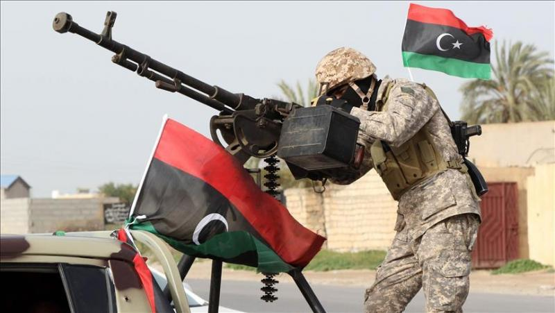 Libya Kaddafi'yi mumla arıyor: Trablus'taki çatışmalarda bilanço: 115 ölü